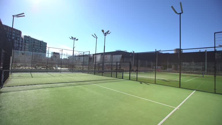 Construction terrain de tennis en gazon synthétique toulon