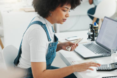 une stratégie de publicité LinkedIn Lyon constitue un investissement marketing particulièrement efficace pour