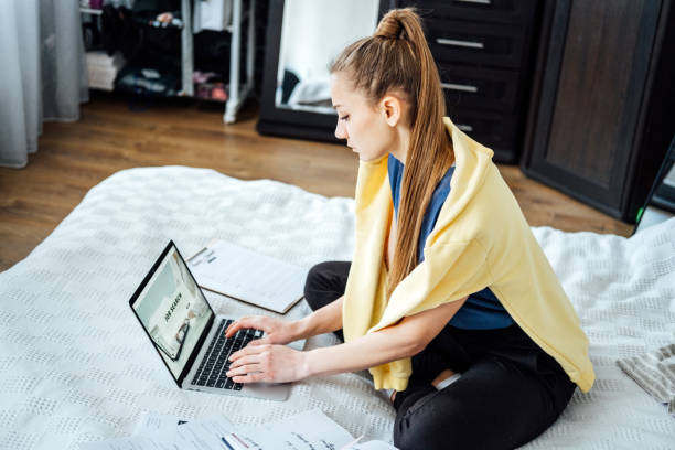 La troisième tendance concerne la construction d’une image d’autorité régionale. En effet, les entreprises qui réussissent leur publicité LinkedIn Lyon