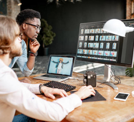 Investir dans une publicité LinkedIn Lyon permet avant tout de toucher les bonnes personnes, au bon moment. En effet, LinkedIn