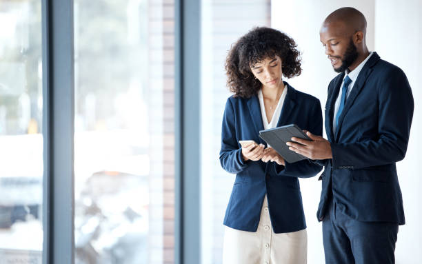 La première étape pour réussir une publicité LinkedIn Lyon consiste à définir un objectif précis. Souhaitez-vous générer