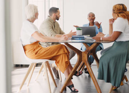 Dans ce contexte, une publicité LinkedIn Lyon bien ciblée permet de toucher directement les décideurs, sans dispersion