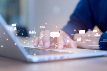 Aujourd’hui, une grande partie des utilisateurs naviguent depuis leur smartphone. C’est pourquoi une boutique woocommerce Paris