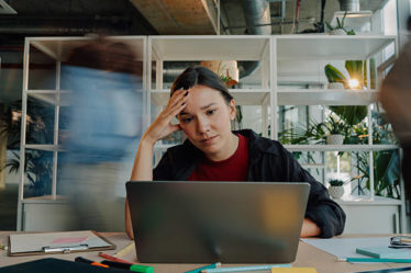 Le deuxième point essentiel concerne l’impact sur la perception du public. En effet, améliorer image de marque Paris permet